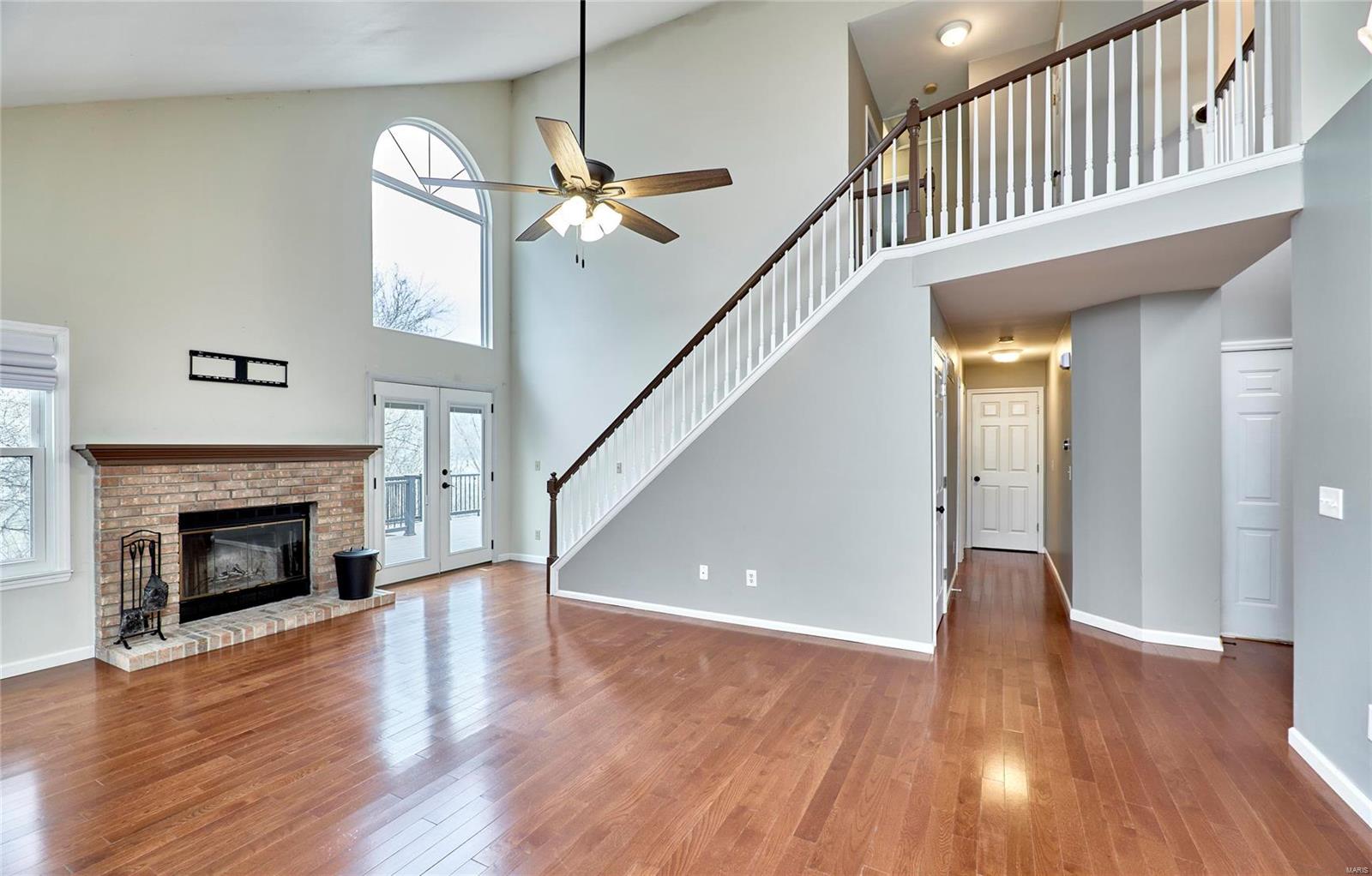 1526 Glenn Brooke Woods Circle Ballwin, MO 63021 - Photo 3 of 40