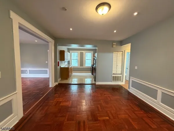 $2,750 | 178 Osborne Terrace, Newark, NJ 07112
