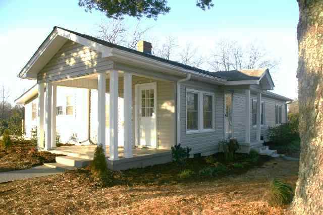147 Flat Creek Road Seneca, SC 29672 - Photo 3 of 14 Gallery Image 3