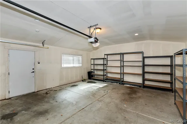 $1,600 | 40157 Highland Lane, Unit B, Big Bear Lake, CA 92315