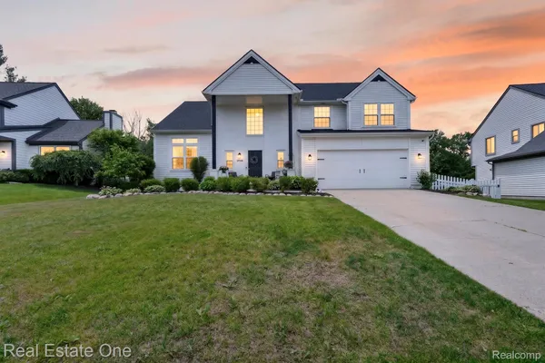 $600,000 | 3736 Highlander Way West, Ann Arbor, MI 48108