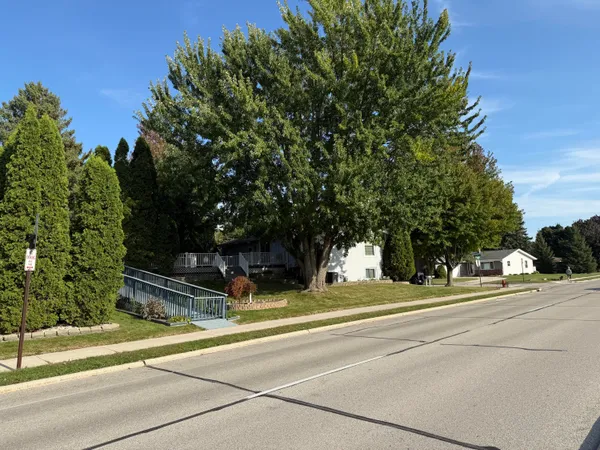 $369,900 | 2471 East Mark Drive, Sheboygan, WI 53083