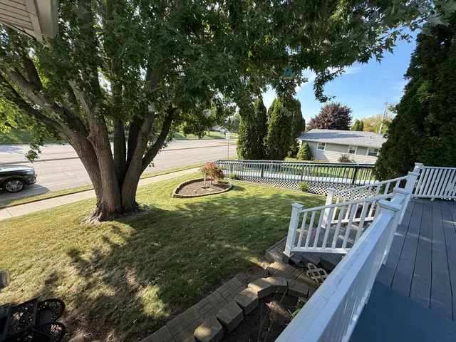 $382,900 | 2471 East Mark Drive, Sheboygan, WI 53083