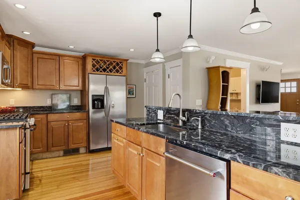 $799,000 | 962 Islington Street, Unit 1, Portsmouth, NH 03801