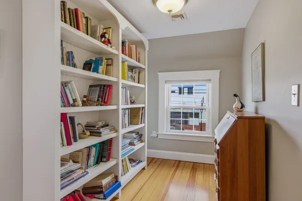 $799,000 | 962 Islington Street, Unit 1, Portsmouth, NH 03801