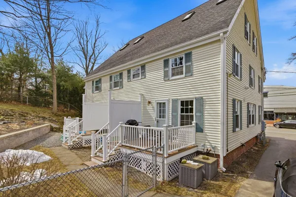 $799,000 | 962 Islington Street, Unit 1, Portsmouth, NH 03801