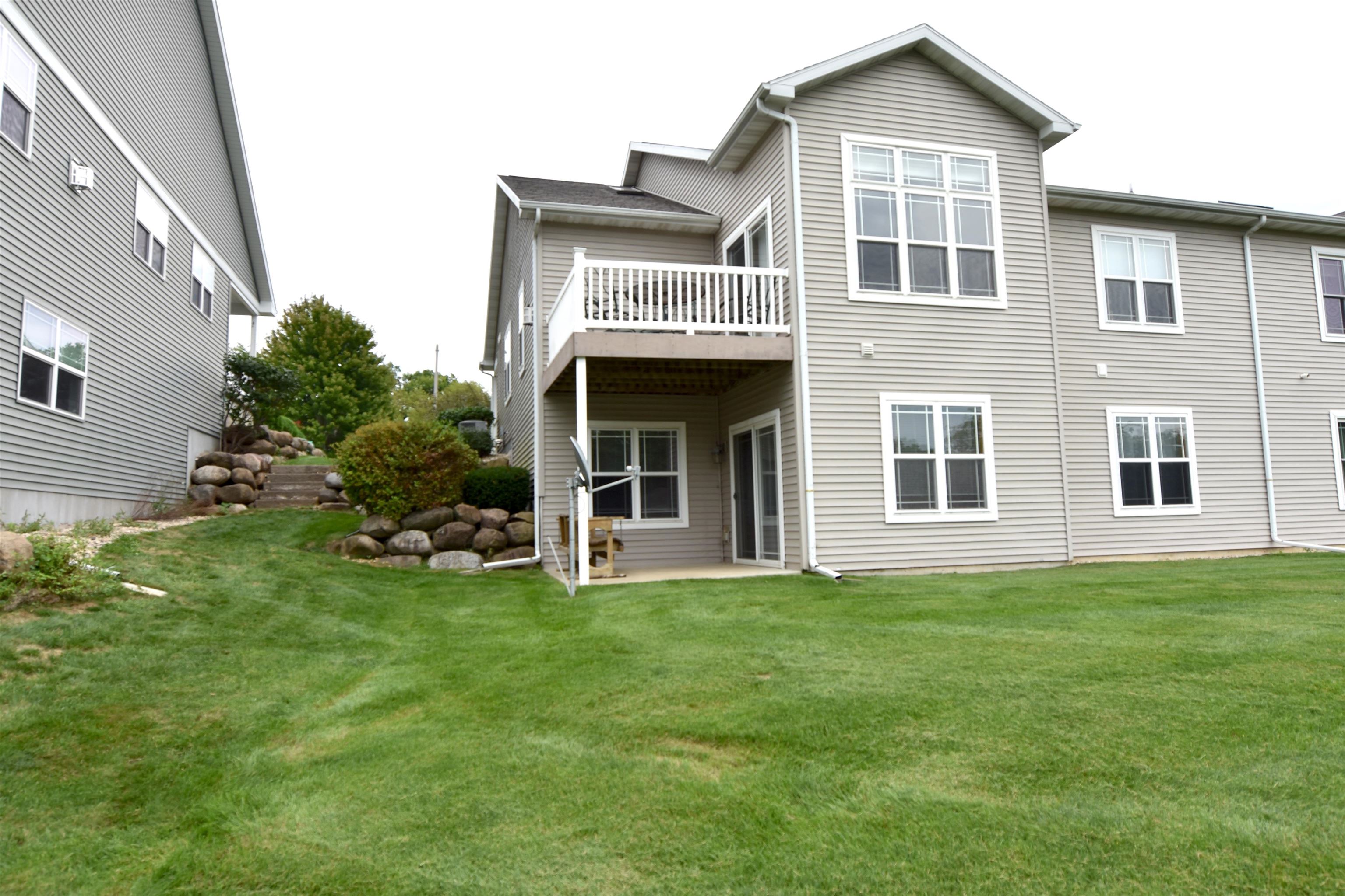 1816 Dondee Road Madison, WI 53716 - Photo 6 of 44 Gallery Image 6