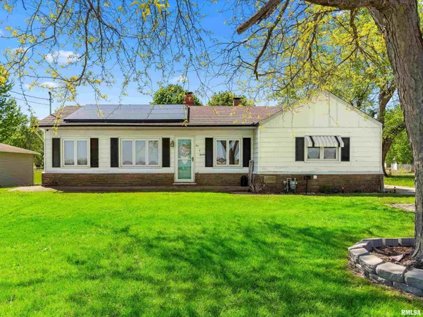 $154,500 | 10 South 20th Avenue, Canton, IL 61520