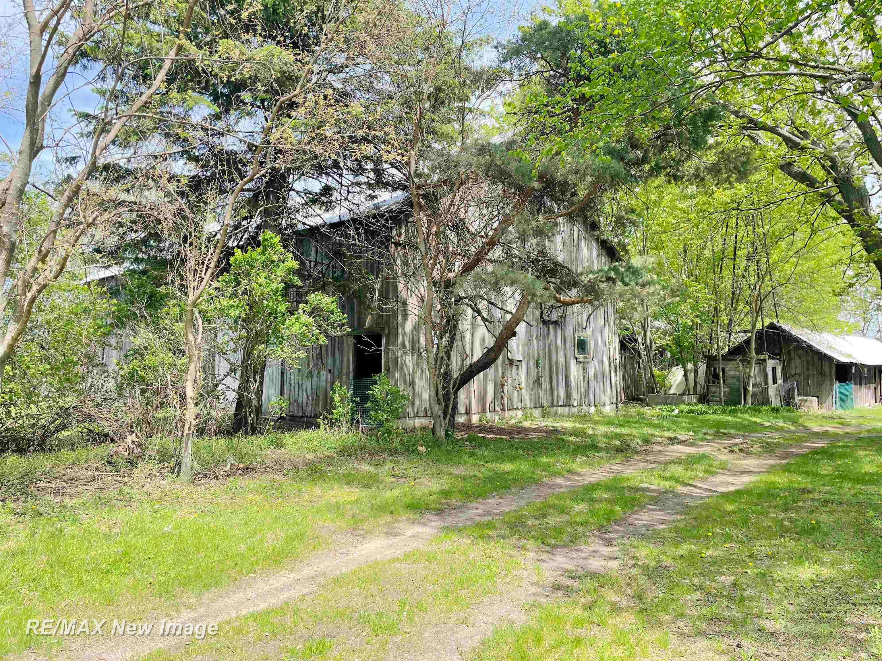 360 North Block Road Frankenmuth, MI 48734 - Photo 23 of 28 Gallery Image 23