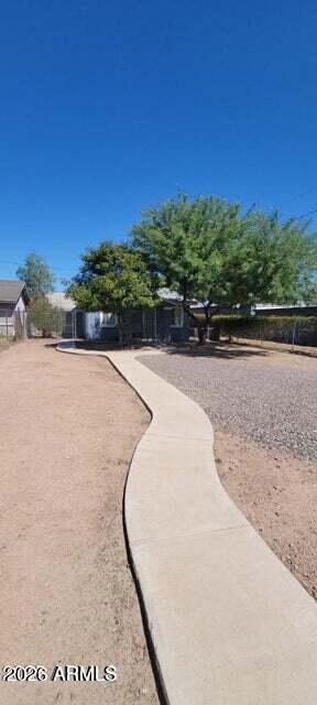 313 North 47th Street Phoenix, AZ 85008 - Photo 30 of 37 Large front yard