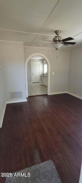 313 North 47th Street Phoenix, AZ 85008 - Photo 5 of 37 living room