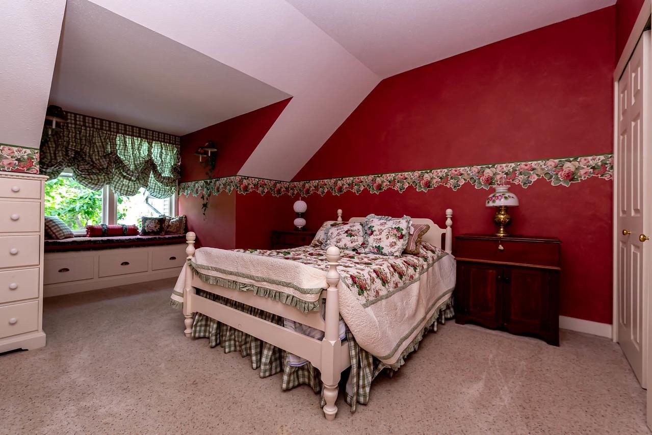 12 Cherry Hollow Road Nashua, NH 03062 - Photo 23 of 33 Gallery Image 23