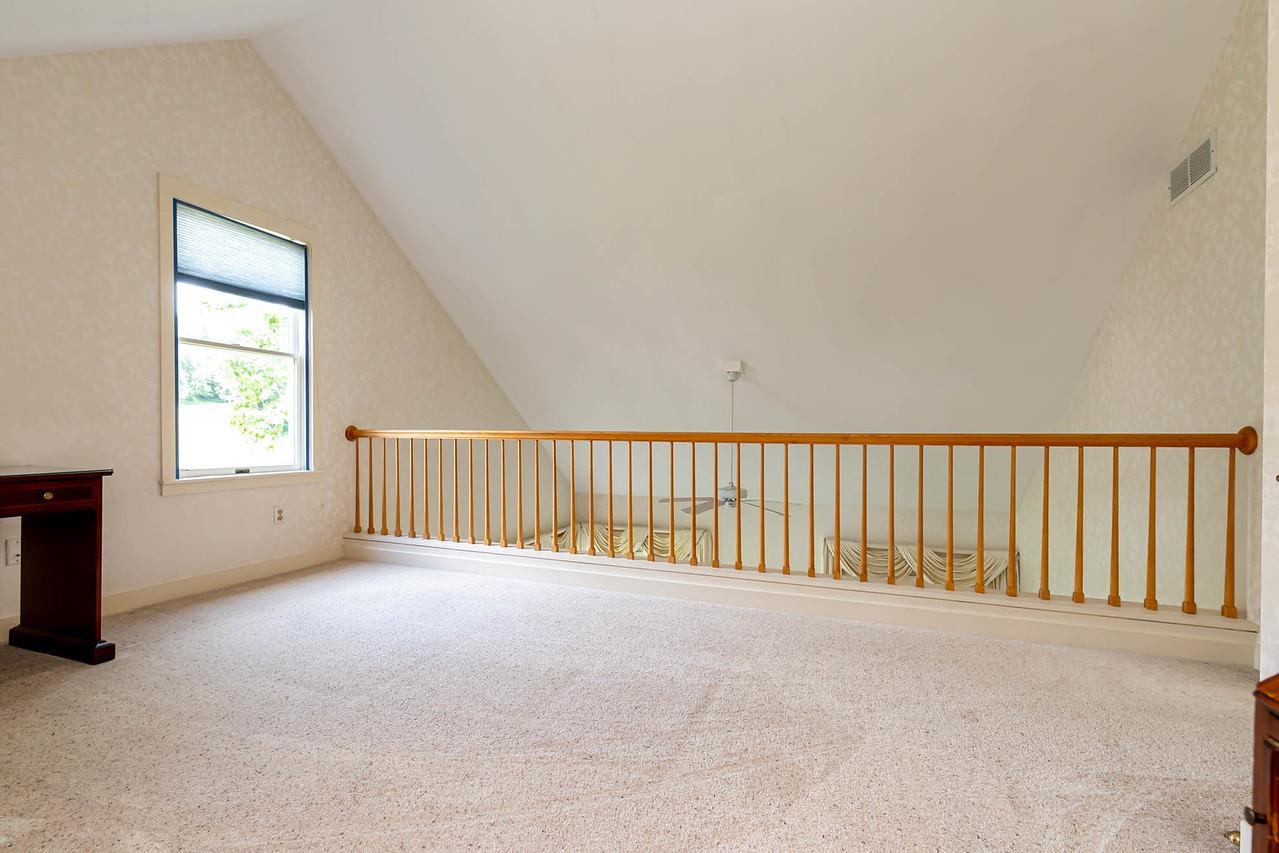 12 Cherry Hollow Road Nashua, NH 03062 - Photo 27 of 33 Gallery Image 27