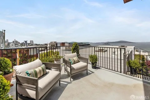 $4,995,000 | 69 Telegraph Place, San Francisco, CA 94133