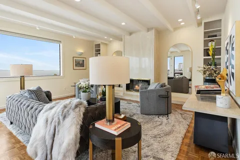 $4,995,000 | 69 Telegraph Place, San Francisco, CA 94133