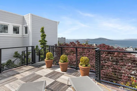 $4,995,000 | 69 Telegraph Place, San Francisco, CA 94133