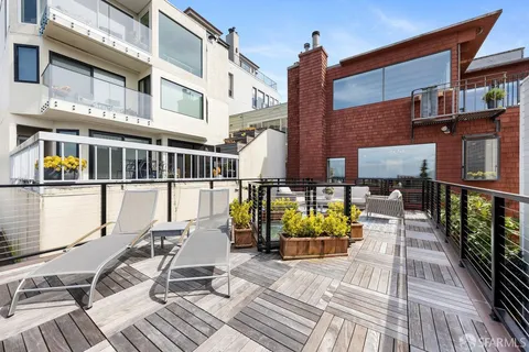 $4,995,000 | 69 Telegraph Place, San Francisco, CA 94133