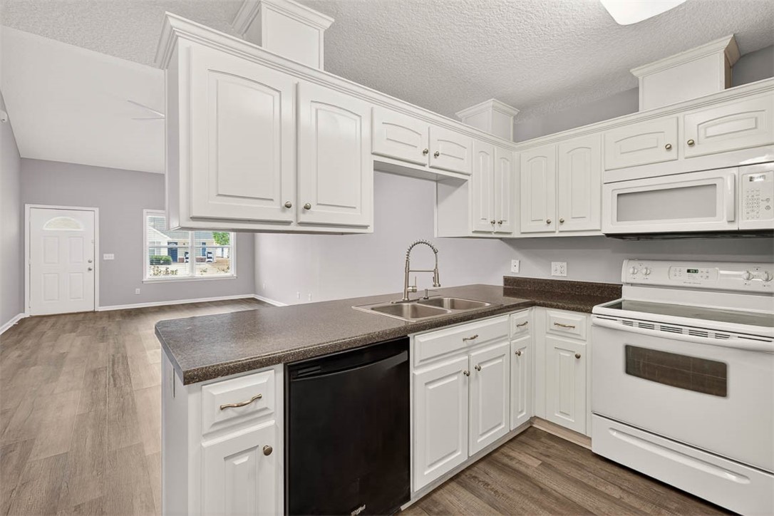 315 Promise Lane Brunswick, GA 31525 - Photo 3 of 27