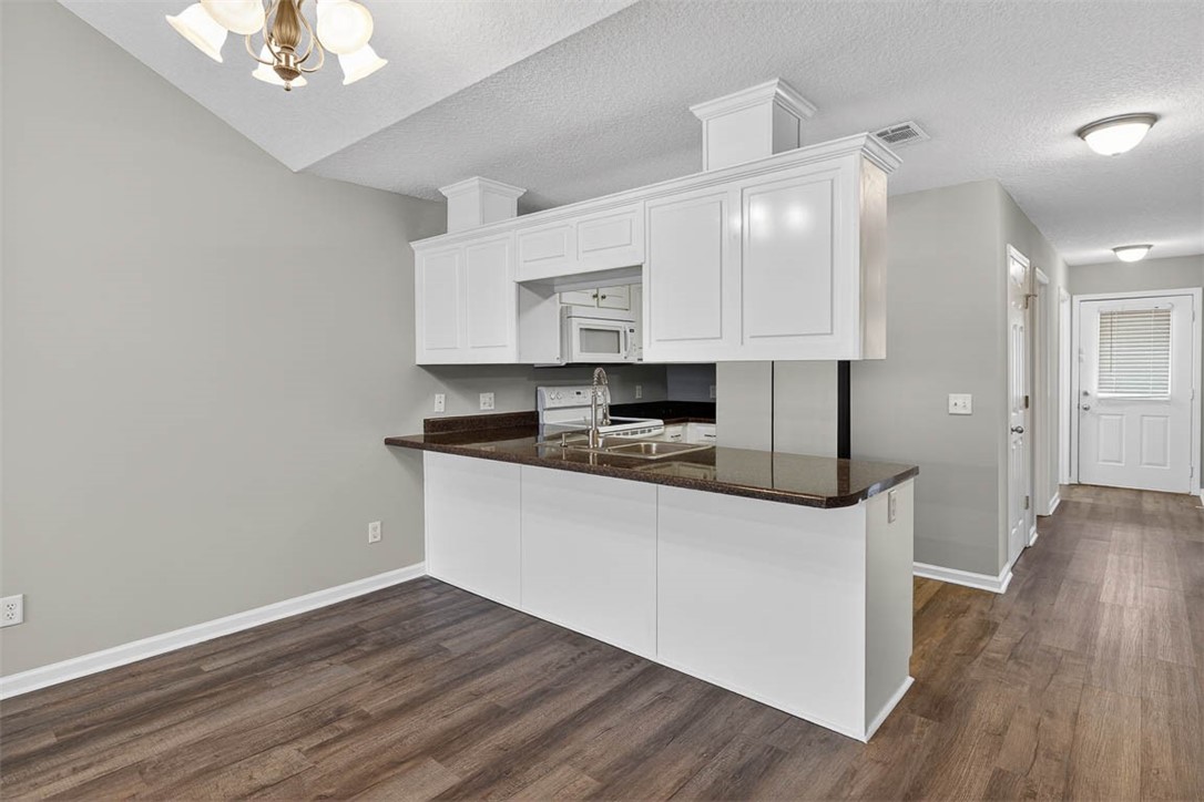 315 Promise Lane Brunswick, GA 31525 - Photo 7 of 27