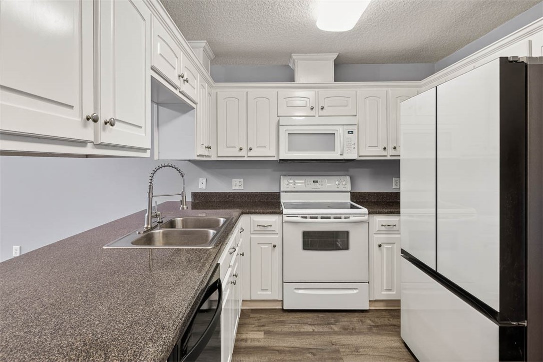 315 Promise Lane Brunswick, GA 31525 - Photo 10 of 27