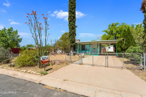 $195,000 | 110 Cochise Drive, Bisbee, AZ 85603