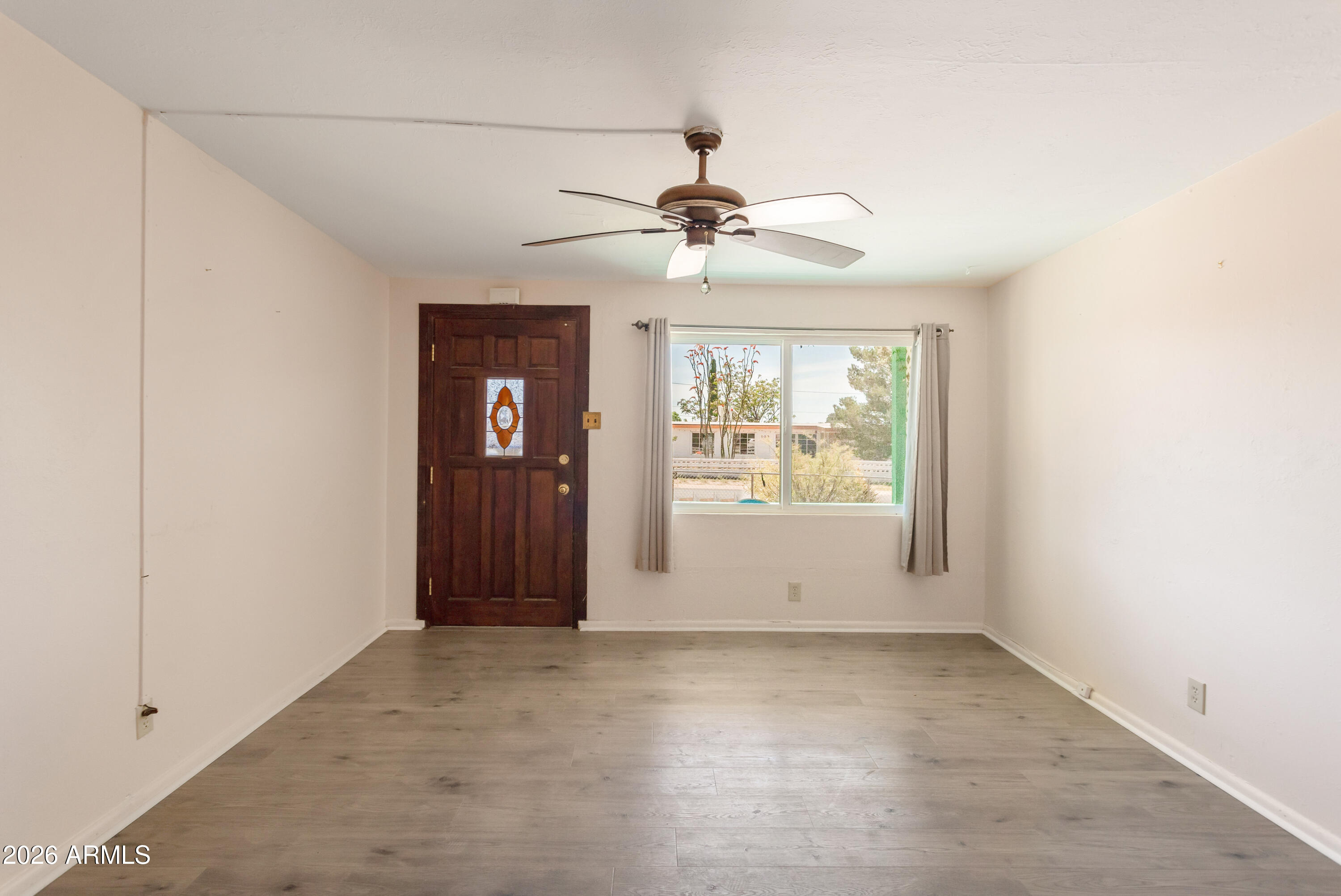 110 Cochise Drive Bisbee, AZ 85603 - Photo 7 of 32 IMG_4983