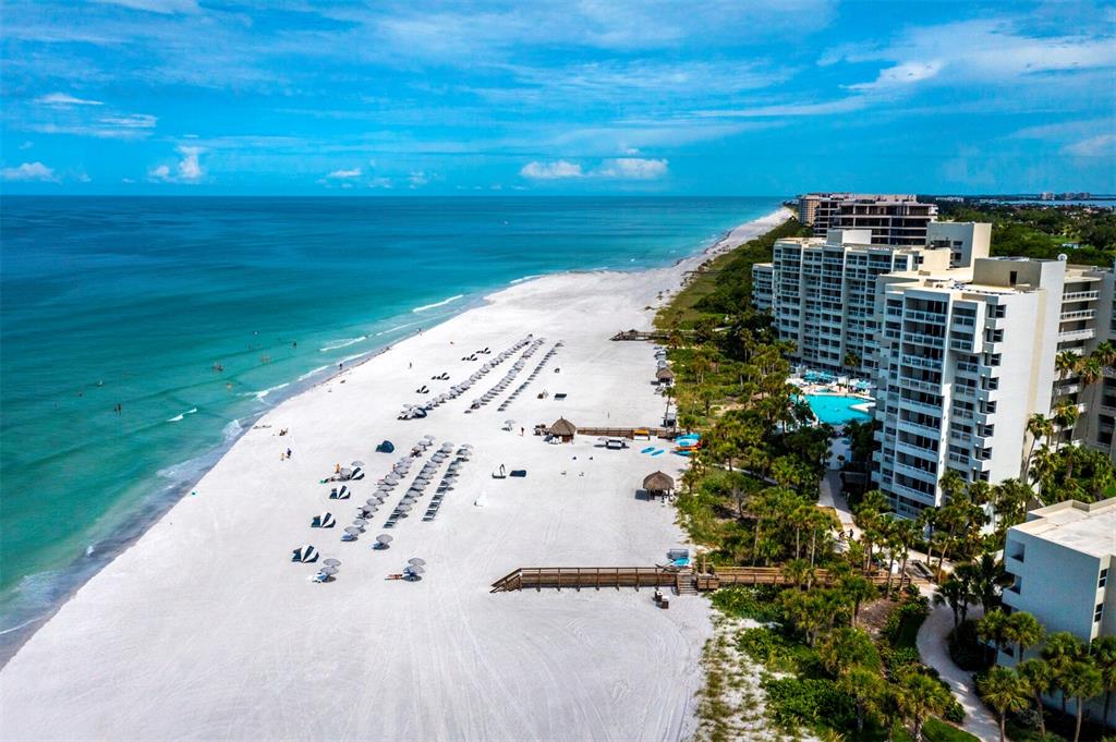 210 Sands Point Road, Unit 2405 Longboat Key, FL 34228 - Photo 28 of 36 a view of terrace with sky view