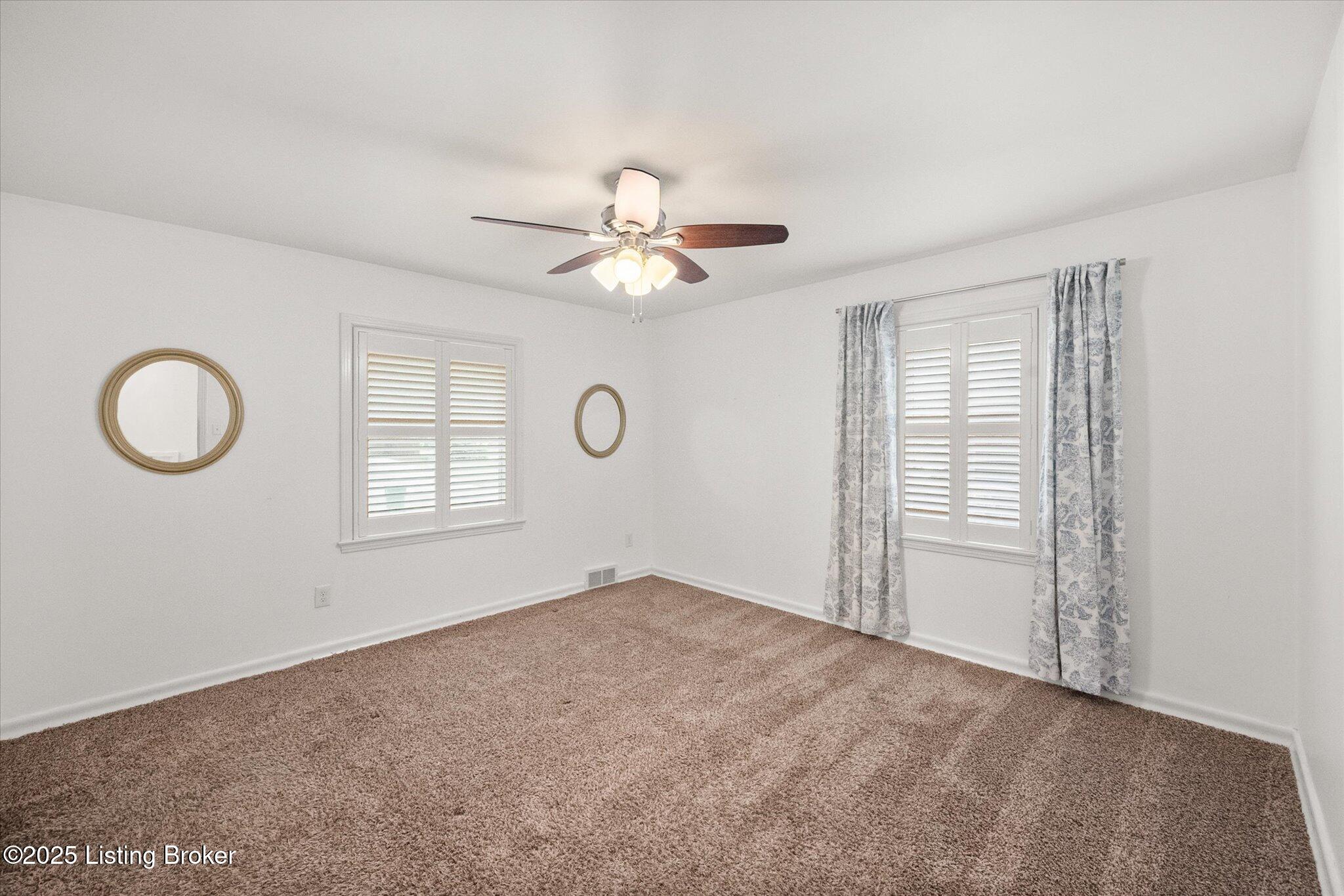 328 Brunswick Road Louisville, KY 40207 - Photo 26 of 33 41-328 Brunswick Rd-0154