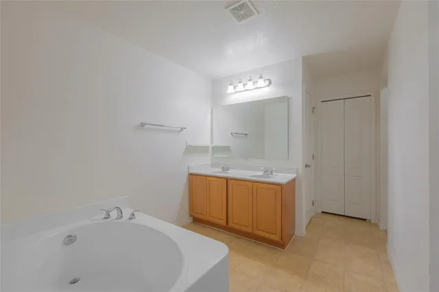 $2,750 | 6147 Northwest Butterfly Orchid Place, Port St. Lucie, FL 34986