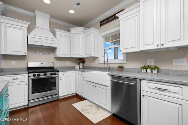 $475,000 | 575 Northwest Backwoods Road, Moyock, NC 27958