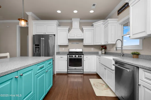 $475,000 | 575 Northwest Backwoods Road, Moyock, NC 27958