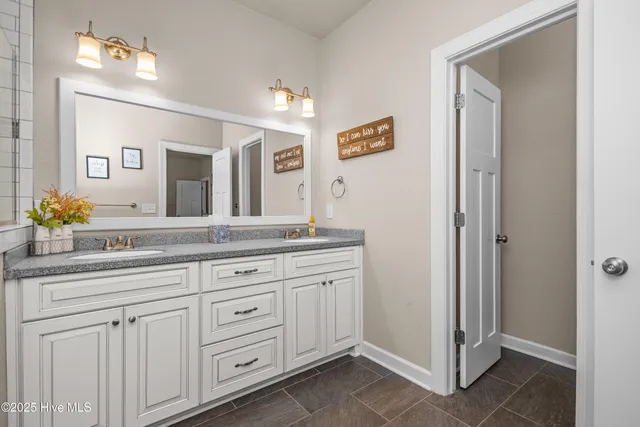 $475,000 | 575 Northwest Backwoods Road, Moyock, NC 27958