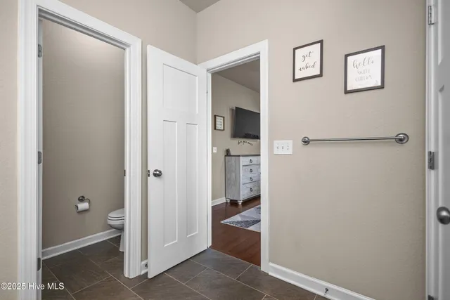 $475,000 | 575 Northwest Backwoods Road, Moyock, NC 27958