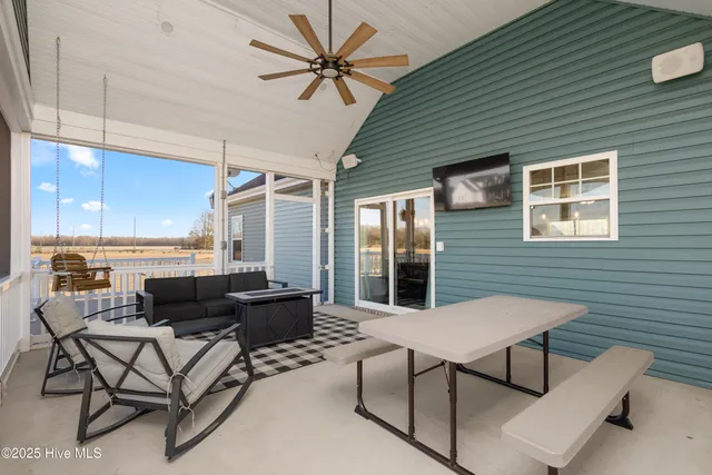 $475,000 | 575 Northwest Backwoods Road, Moyock, NC 27958