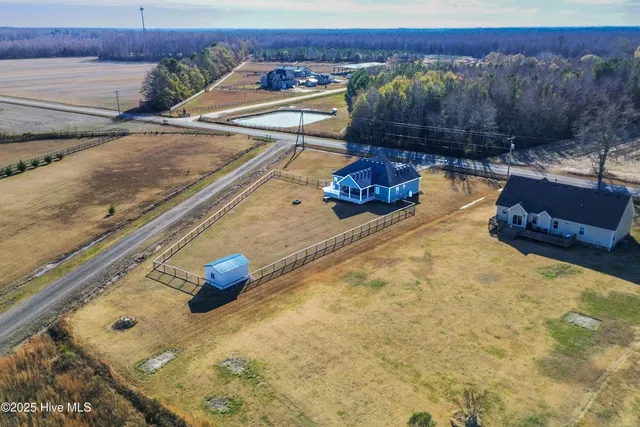 $475,000 | 575 Northwest Backwoods Road, Moyock, NC 27958