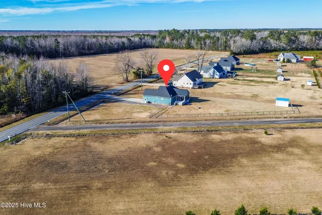 $475,000 | 575 Northwest Backwoods Road, Moyock, NC 27958