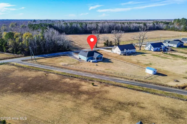 $475,000 | 575 Northwest Backwoods Road, Moyock, NC 27958