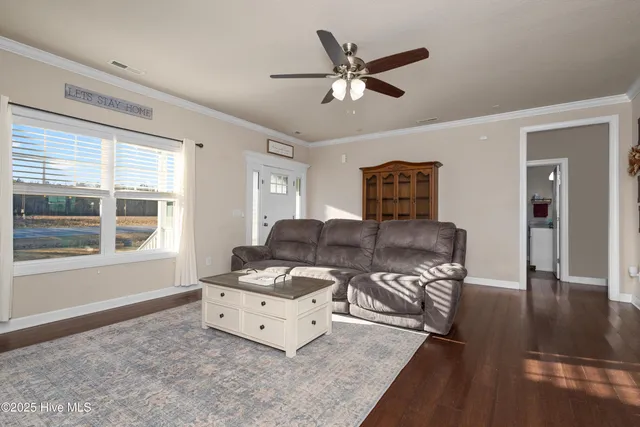 $475,000 | 575 Northwest Backwoods Road, Moyock, NC 27958