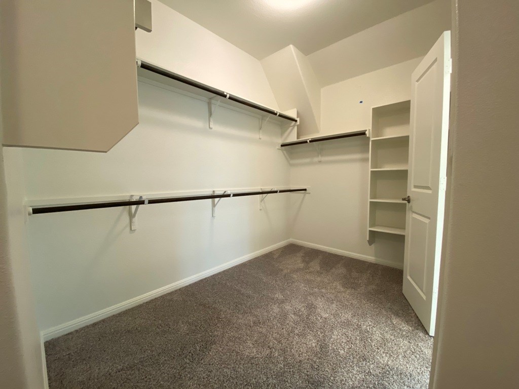 1425 Morning View Road Georgetown, TX 78628 - Photo 11 of 40