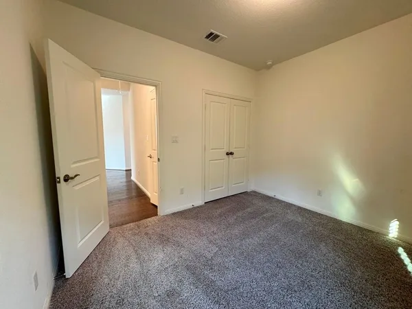 $2,300 | 1425 Morning View Road, Georgetown, TX 78628