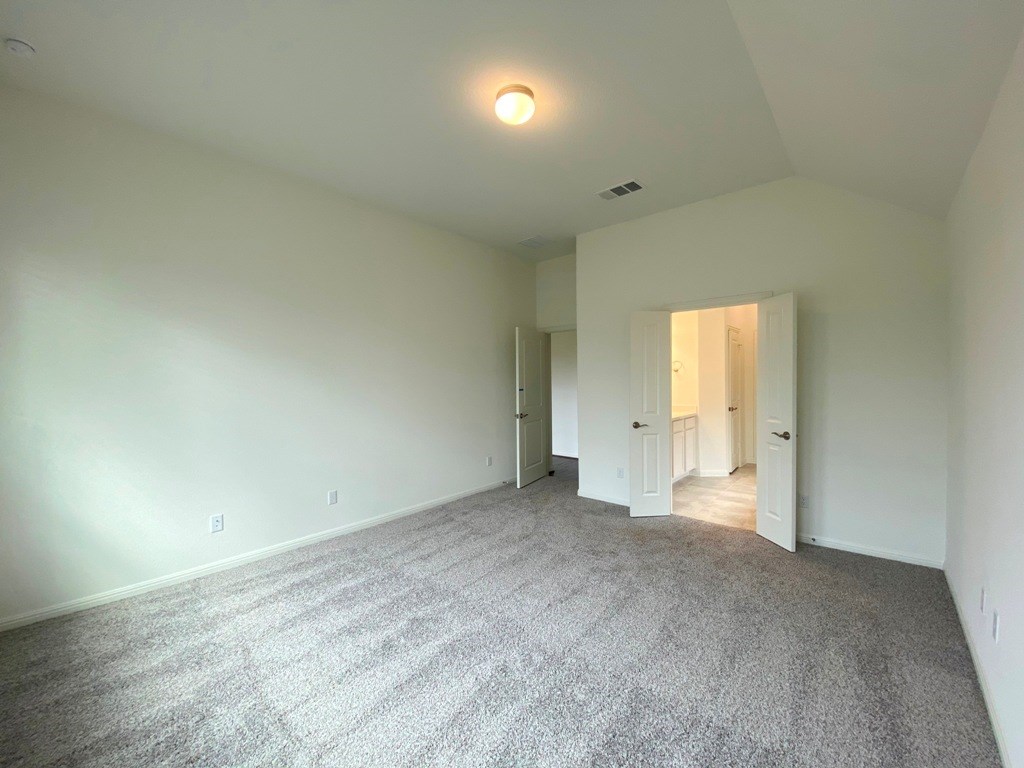 1425 Morning View Road Georgetown, TX 78628 - Photo 8 of 40