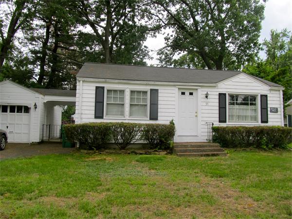 37 Harrington Road Chicopee, MA 01020 - Photo 1 of 14 Gallery Image 1