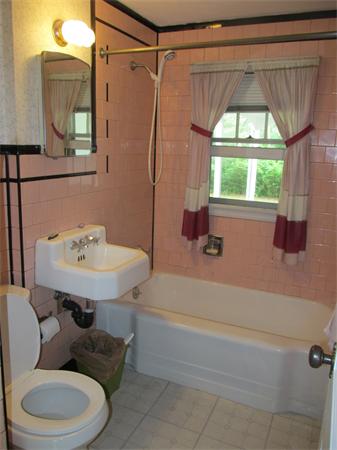 37 Harrington Road Chicopee, MA 01020 - Photo 8 of 14 Gallery Image 8