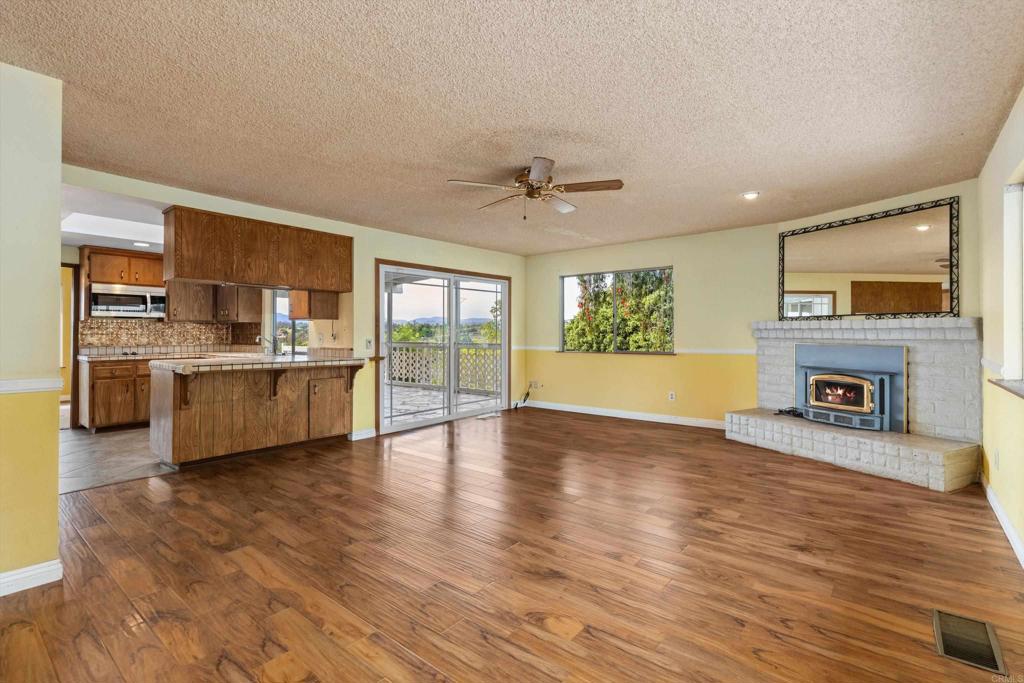 1815 Premier Street Fallbrook, CA 92028 - Photo 9 of 44