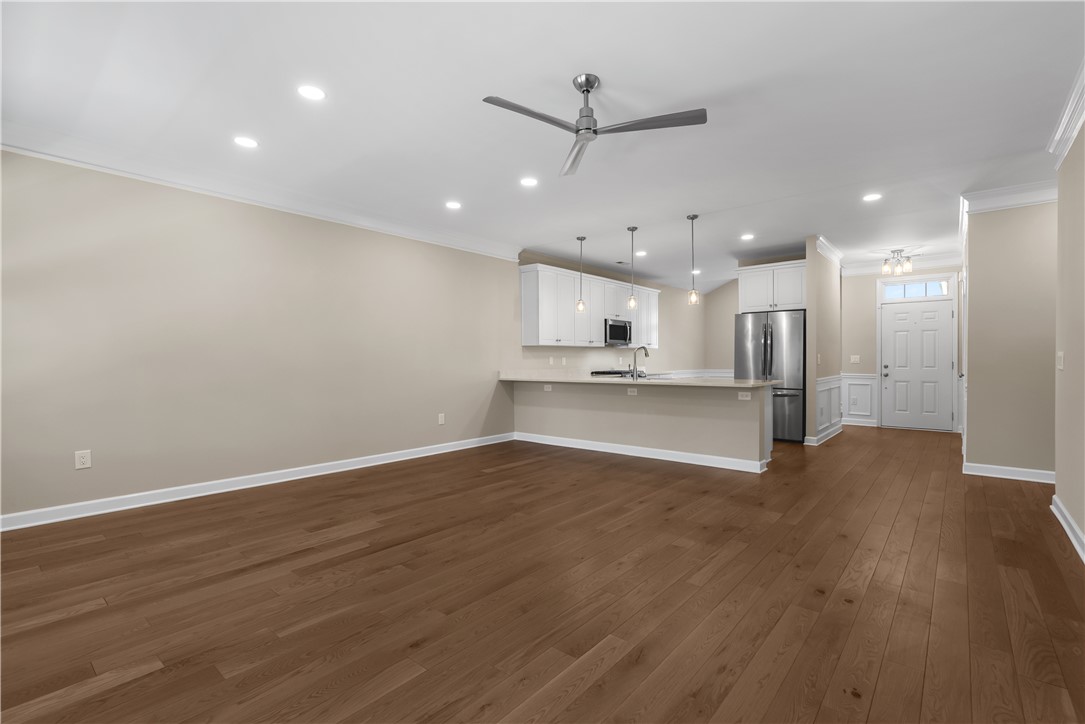 703 Nottingham Court Seneca, SC 29672 - Photo 7 of 39