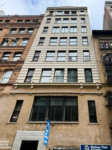 $2,250,000 | 139 West 19th Street, Unit 4NE | Chelsea