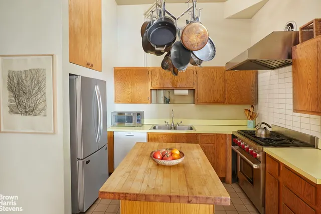 $2,250,000 | 139 West 19th Street, Unit 4NE | Chelsea