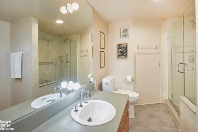 $2,250,000 | 139 West 19th Street, Unit 4NE | Chelsea