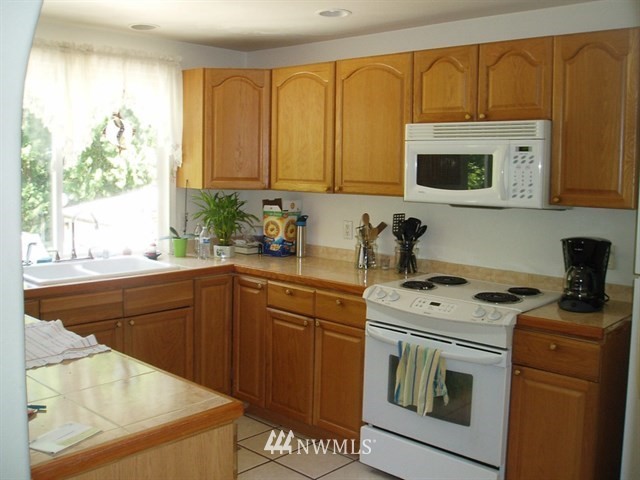 29329 Northeast Tolt Hill Road Carnation, WA 98014 - Photo 9 of 14 Gallery Image 9