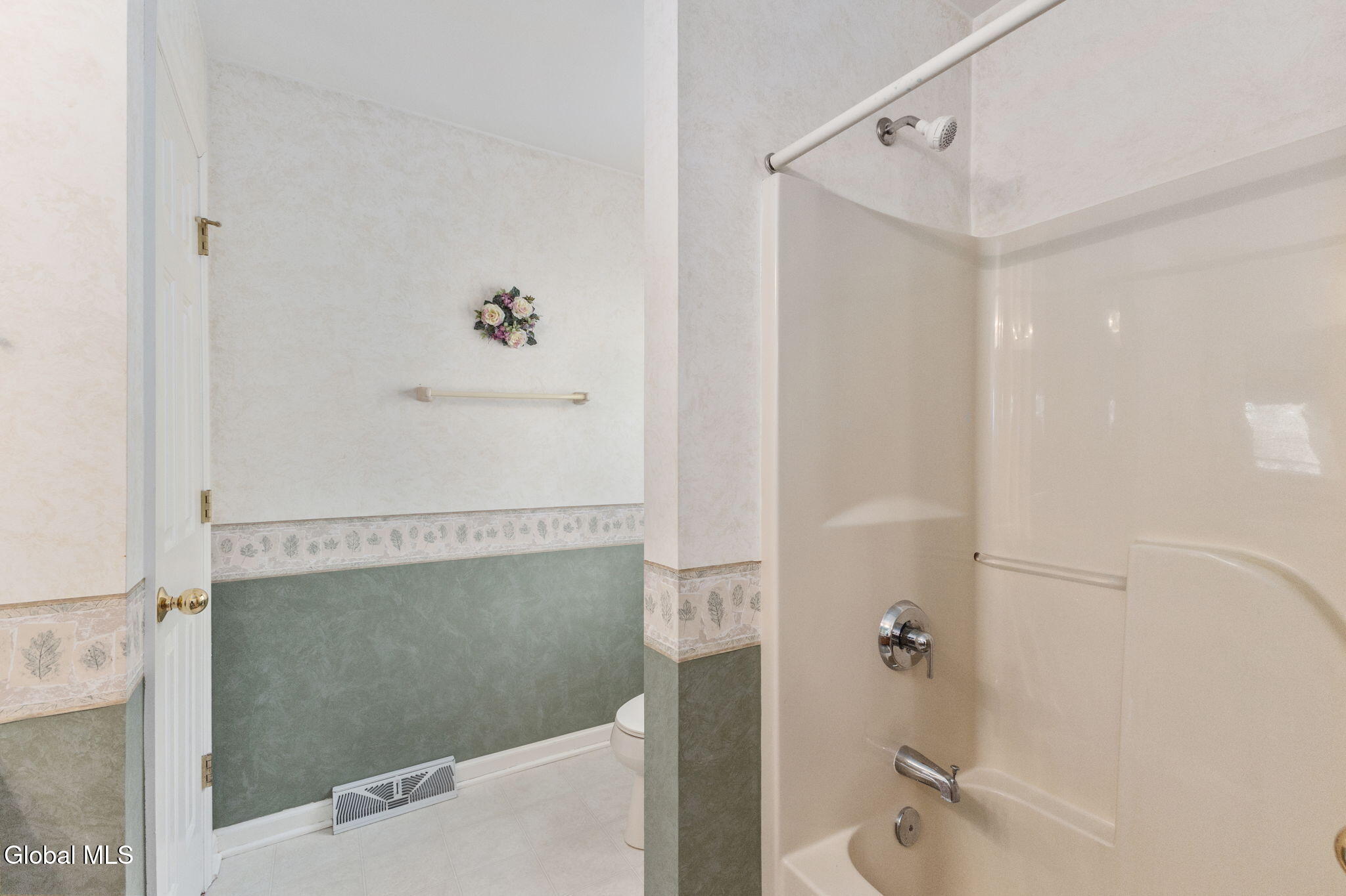 28 Donegal Way Wilton, NY 12866 - Photo 25 of 34 30-28DonegalWay_30